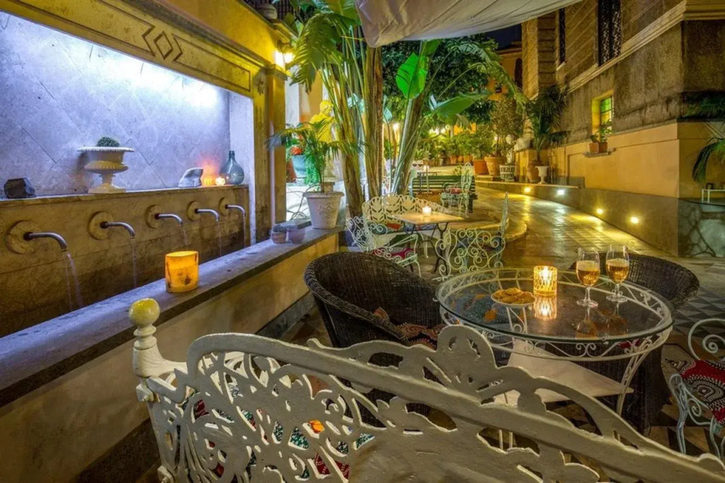 Hotel Emona Aquaeductus