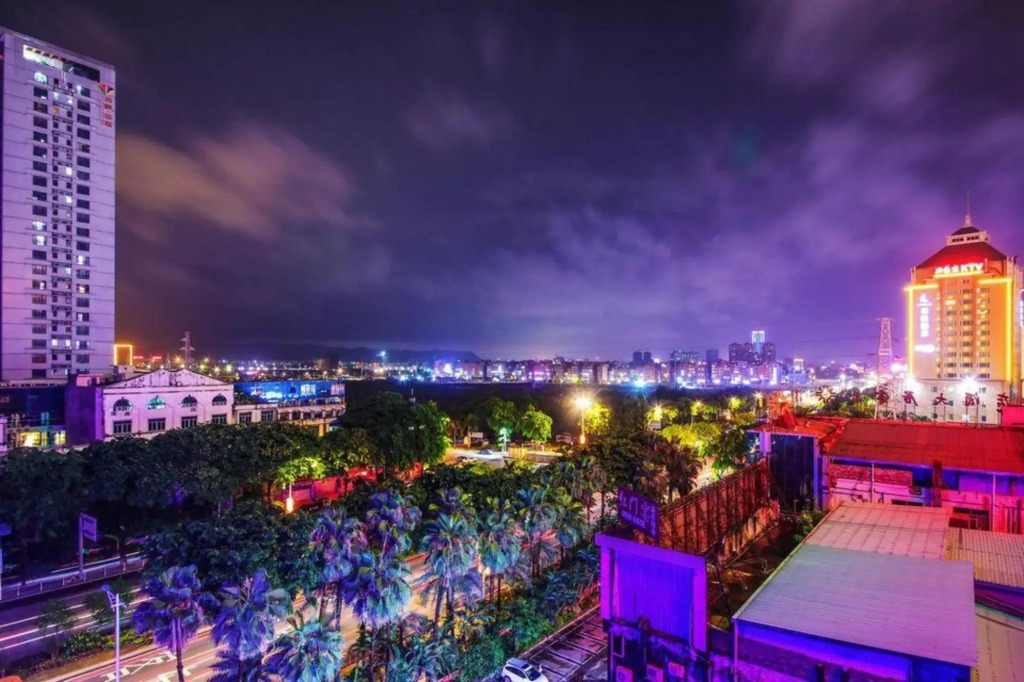 Baolong Hotel Dongguan (Houjie Shanmei Subway Station Branch)