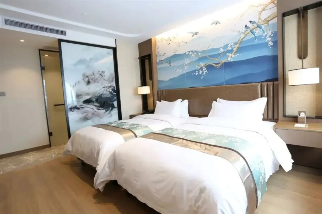 Shanghai Huhua International Hotel