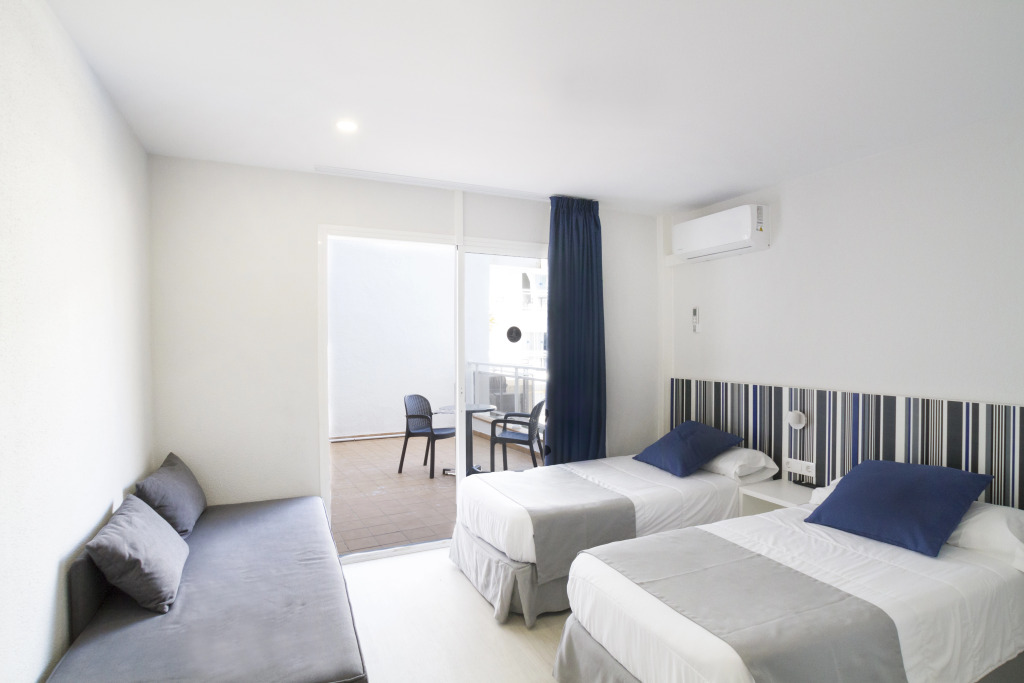 Отель Ibersol Hotel Sorra dOr