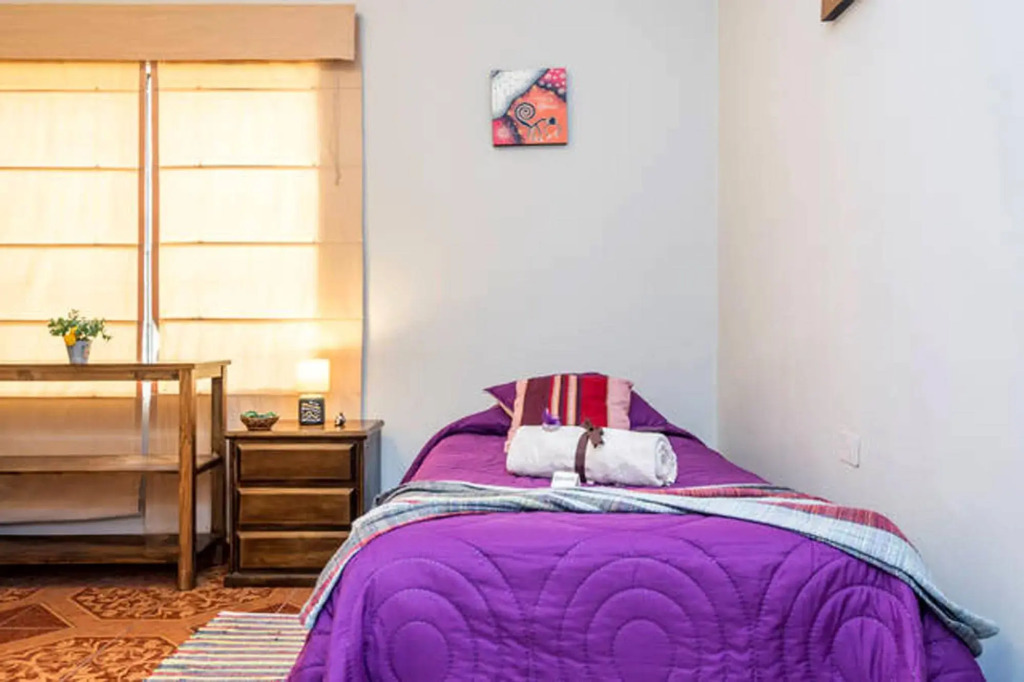 Pier 242 Miraflores B&B