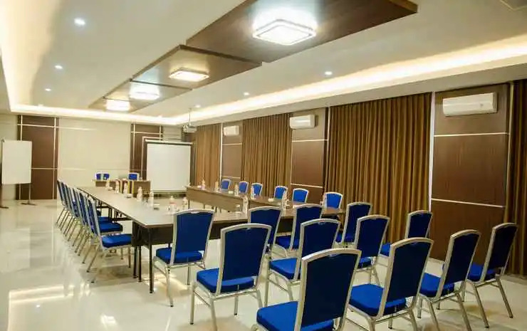 Hotel Simfony Alor
