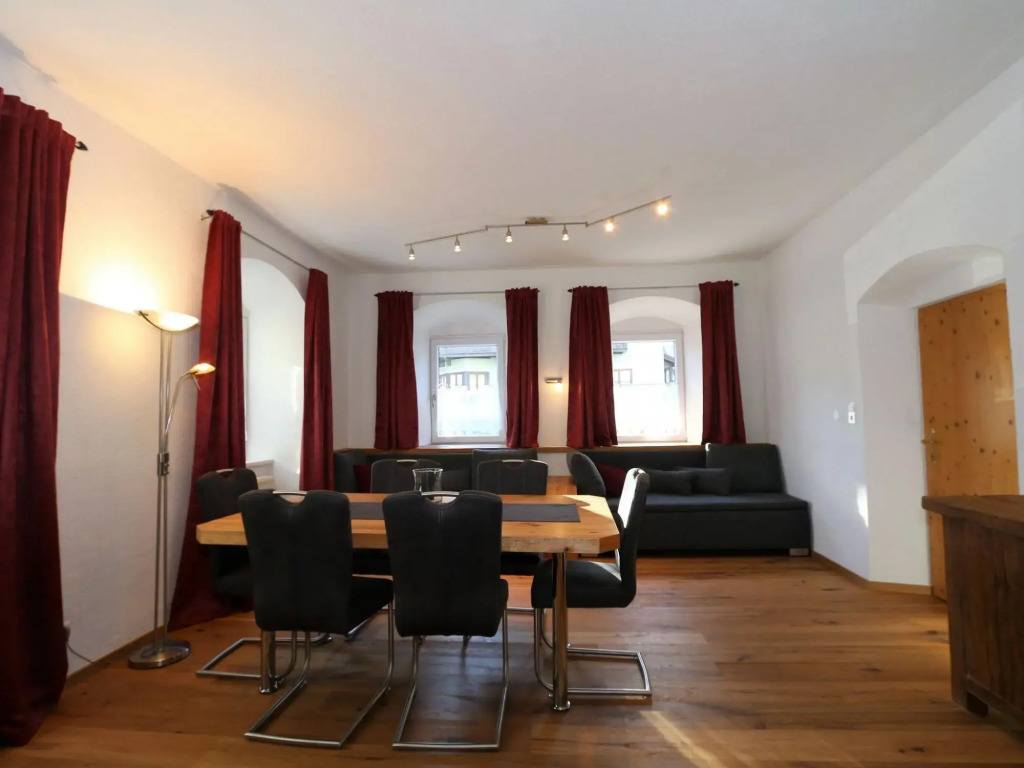 Apartment in Fugen Near Spieljochbahn