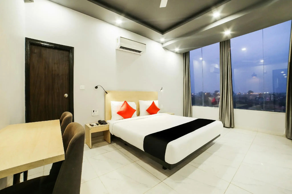 Capital O 70301 Rohil Residency