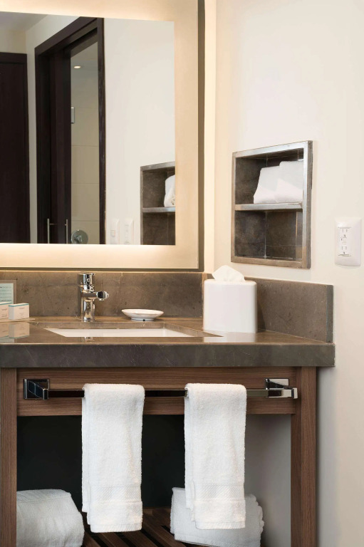 Hampton Inn by Hilton Leon