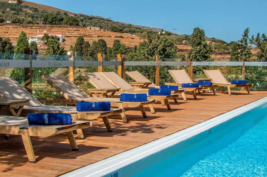 Iro Suites