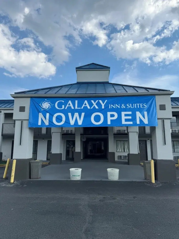 Galaxy Inn & Suites