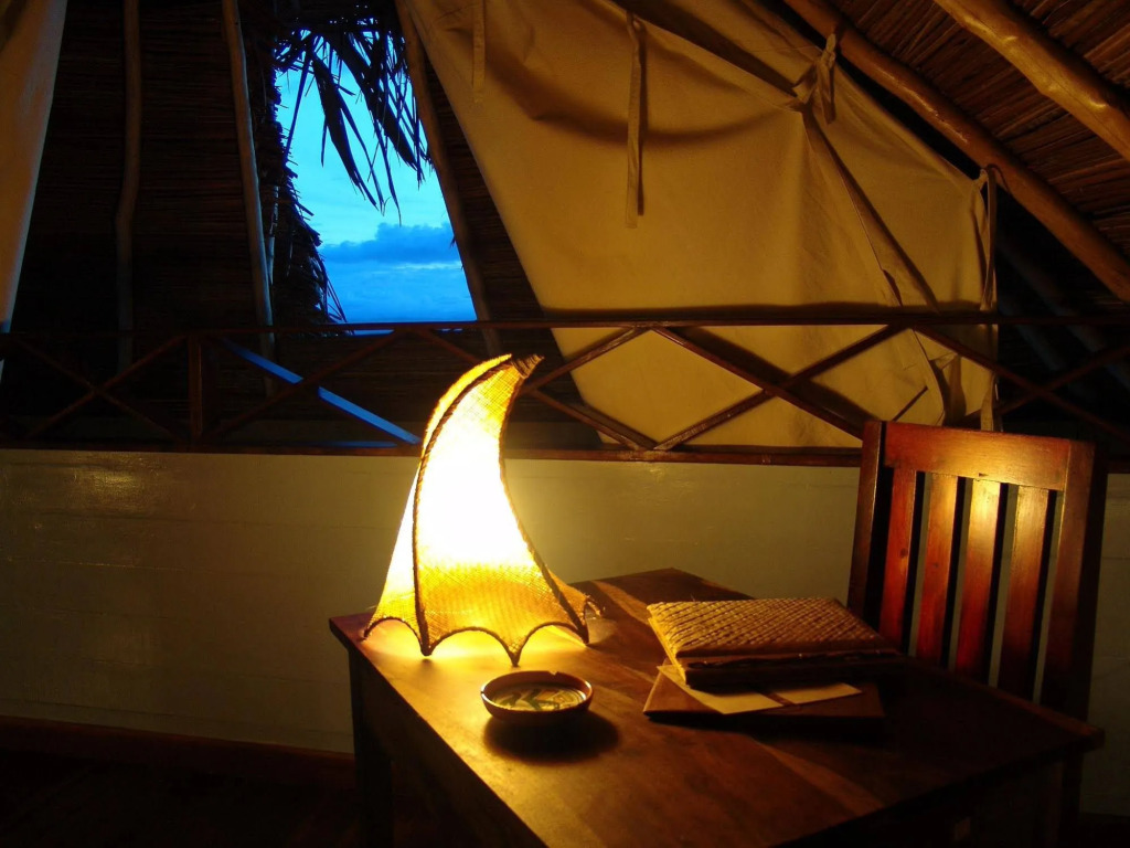 Punta Caracol Acqua Lodge
