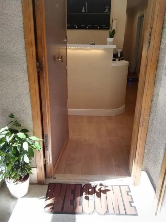 Tollì Superior Guest House