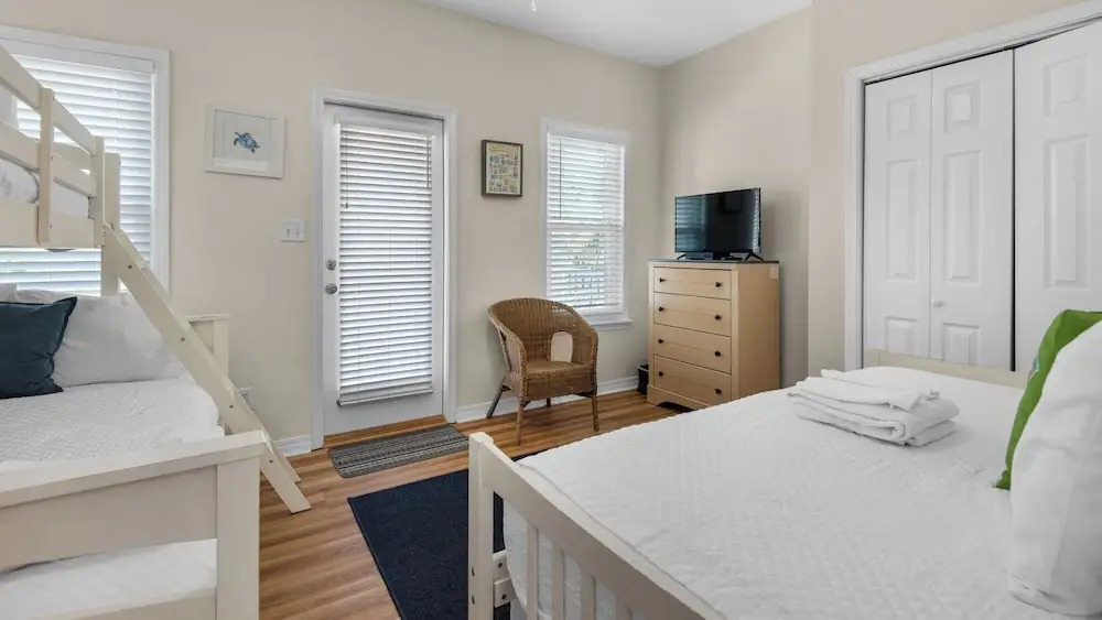 South of 30a~short Walk to the Beach, Restaurants and More!