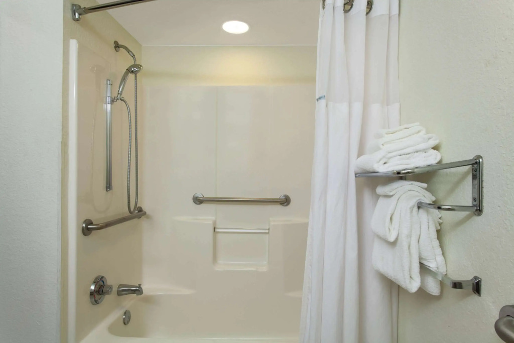 Microtel Inn and Suites by Wyndham - Lady Lake/ The Villages