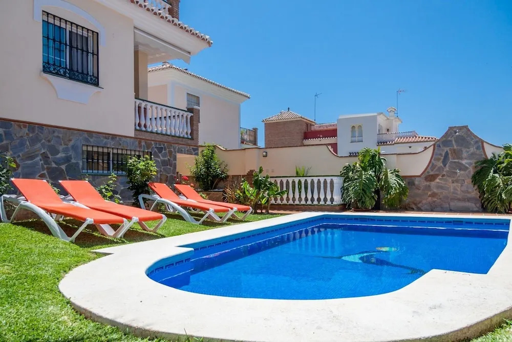 Villa Karina Canovas Nerja