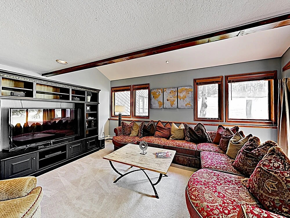 New Listing! Mountain-view Gem W/ Private Hot Tub 4 Bedroom Duplex