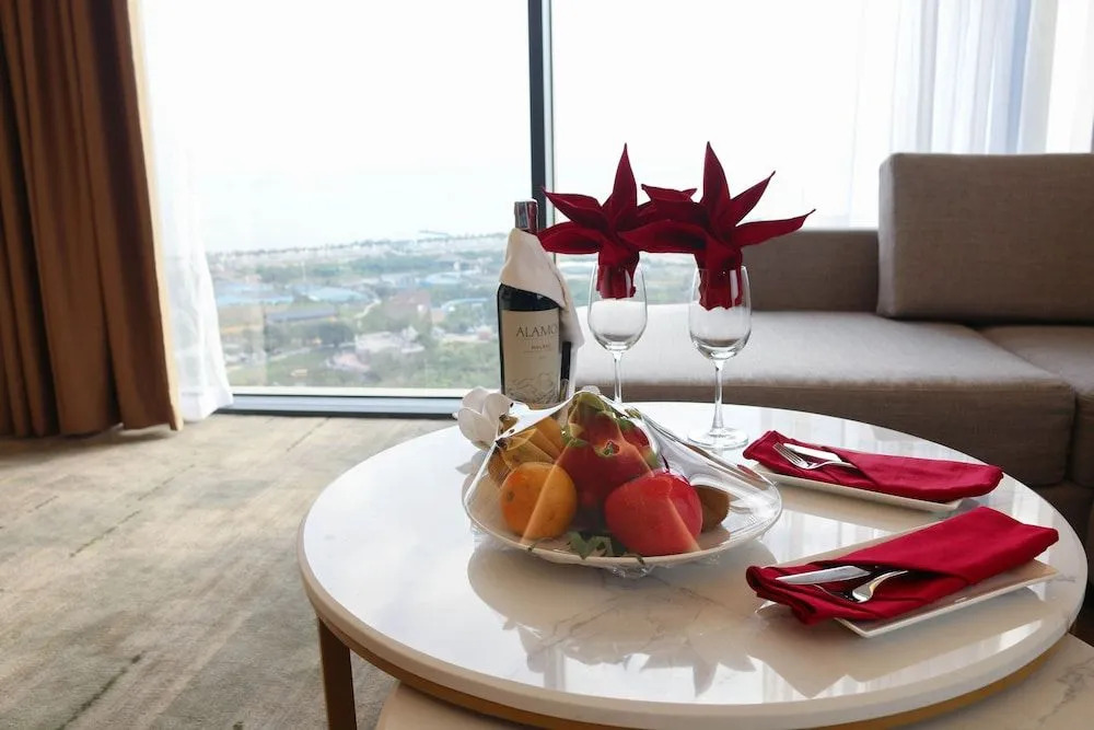 Muong Thanh Luxury Ha Long Centre Hotel
