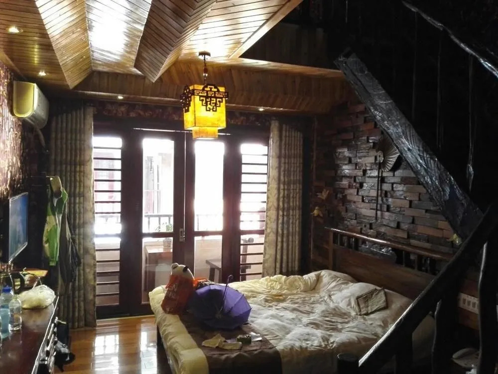 Xishuangbanna Fengweizhu Inn