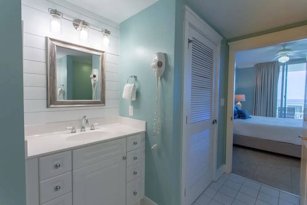 Waterscape C605 2 Bedroom Condo