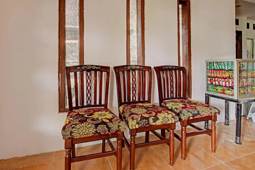 Hotel O Kedai Cinta Guest House