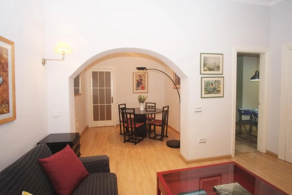 Lovely Apartment at Park Güell