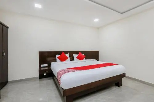 Oyo 28184 Bmr Residency