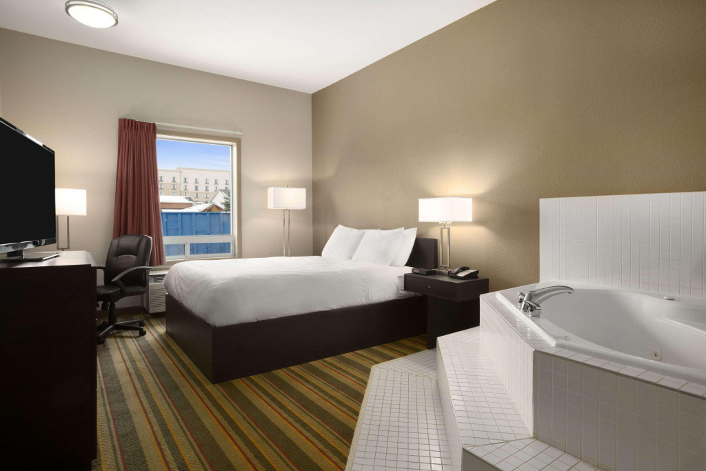 Spark By Hilton Woodstock