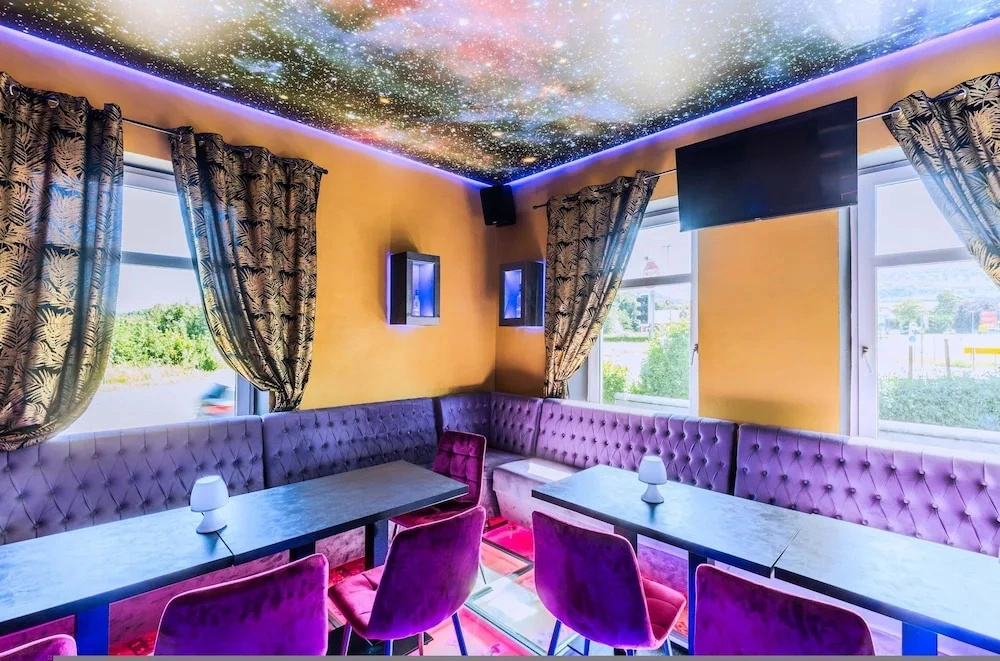 Villa Bueckeberg Game-Room and Wellness