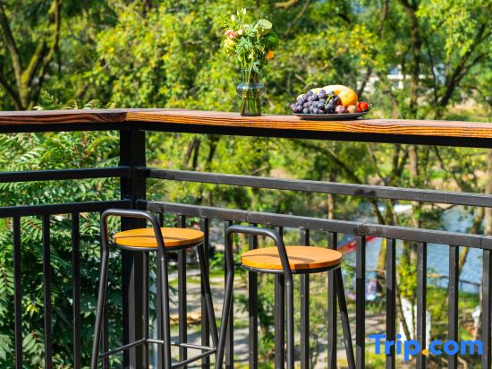 Junlin·Yuehong Resort Homestay (Tingxi Qinglongtan Scenic Area Branch)