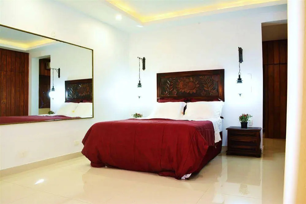 W44 - 3 BR Penthouse in Copacabana - WIR 12767