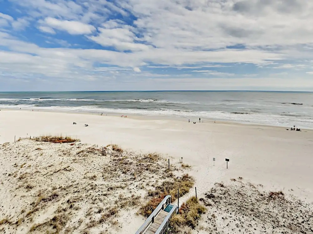 421 East Beach Blvd 656 Condo 2 Bedrooms 2 Bathrooms Condo
