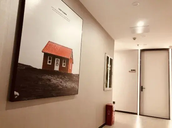 Maia Hostel