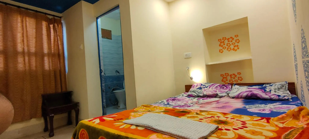 Shivam Guest House