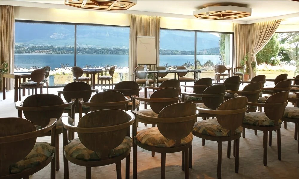 Hotel Ombremont-restaurant Le Bateau Ivre