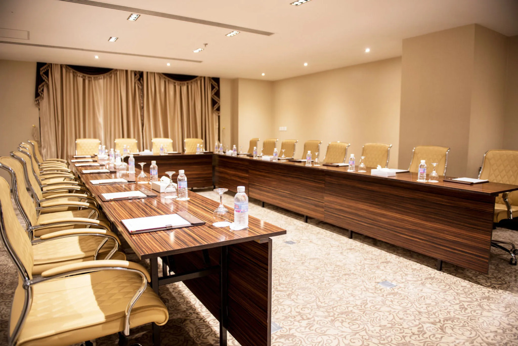 Verta Quraish Hotel