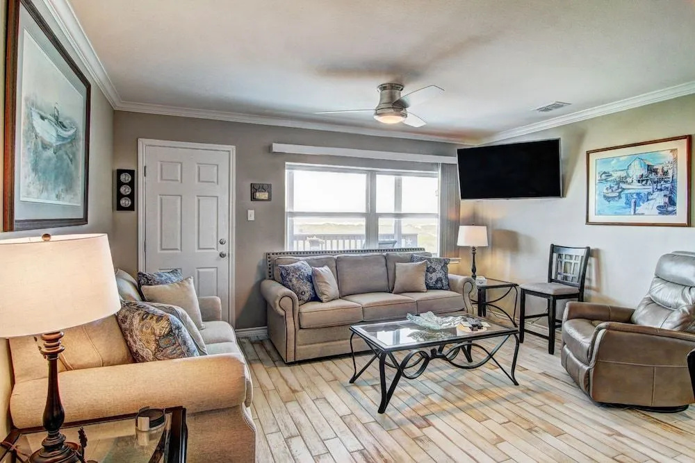 Beach Bunker Siv30 2 Bedrooms 2 Bathrooms Condo