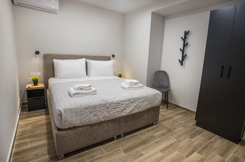 Raise Averof Serviced Apartments