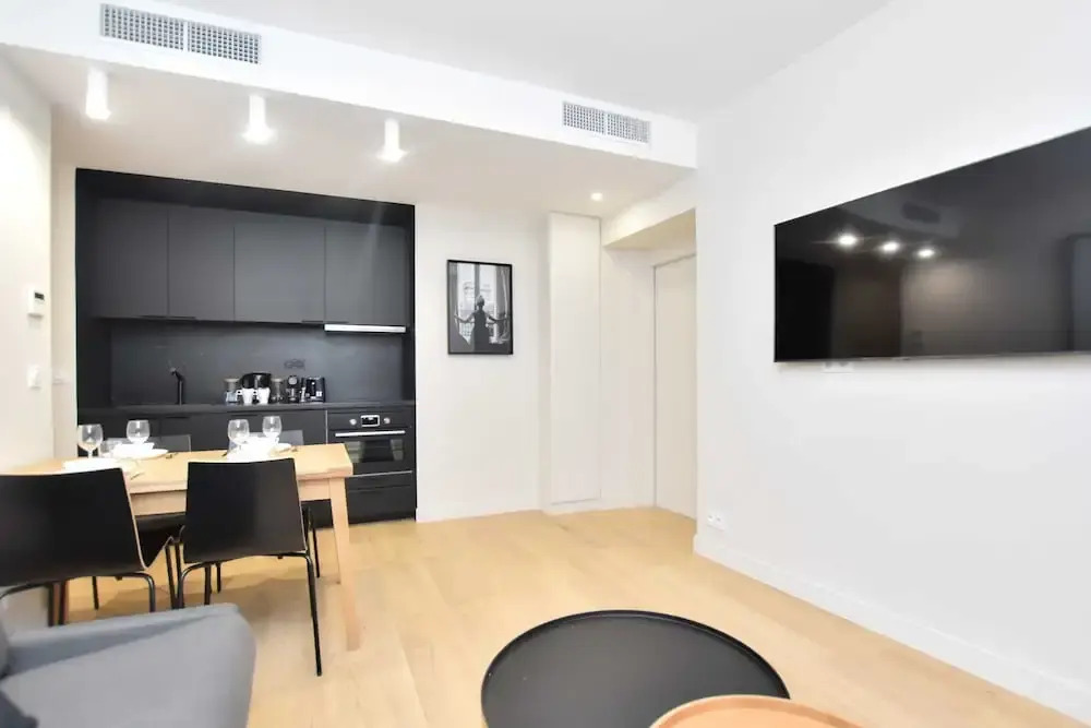 Peaceful Apartment - 2br/6p - Chaillot