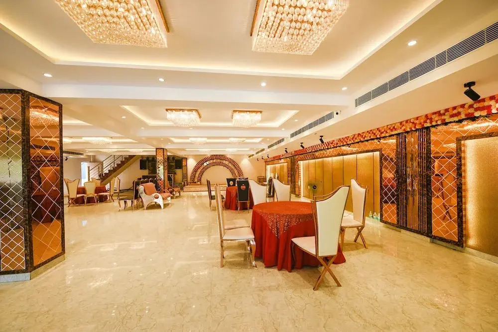 FabHotel Arjun Luxury Banquets and Rooms