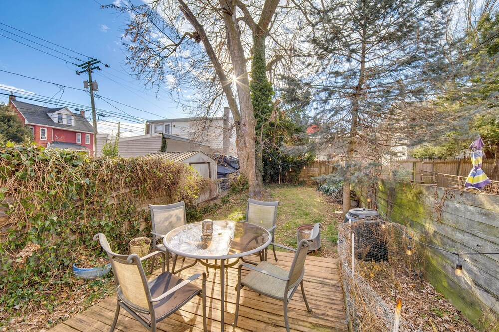WFH Space & Yard! Walkable Lancaster Row Home