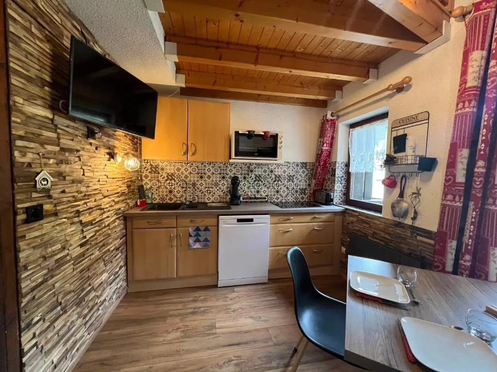 Appartement Morillon 1100, 2 pièces, 8 personnes - FR-1-624-84
