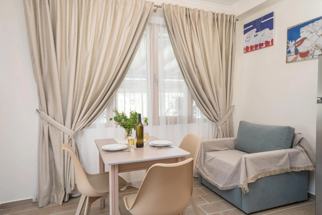 Ilias Apartments