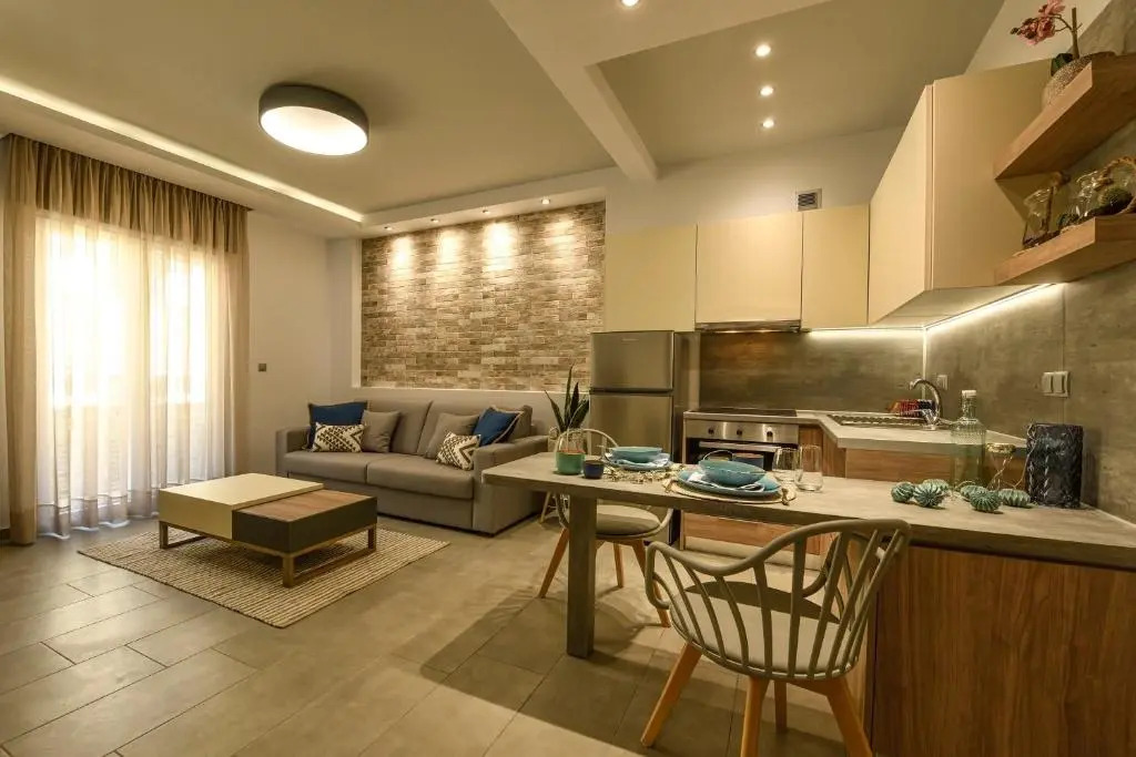 Sunny Luxury Suite Stone