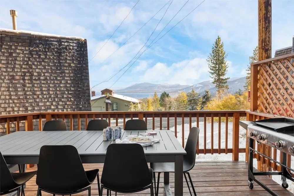 Chickaree Chickadee Buyout by AvantStay 2 Sister Cabins
