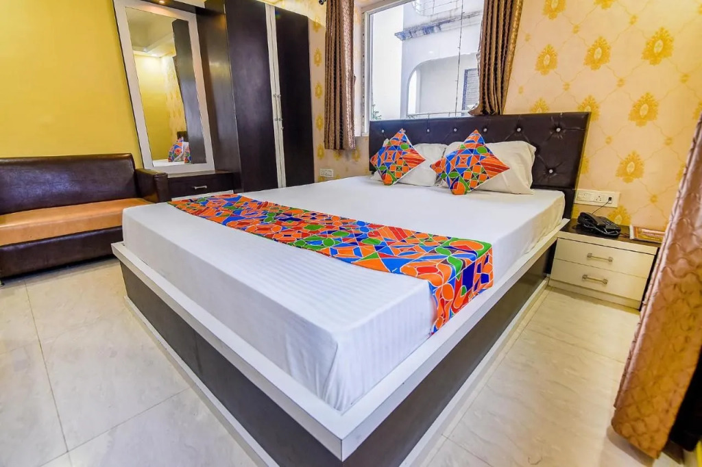 FabHotel Paradise