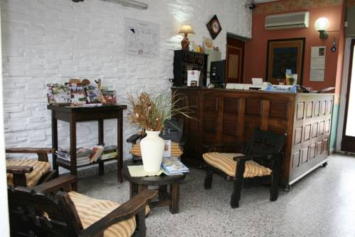 Petit Hotel
