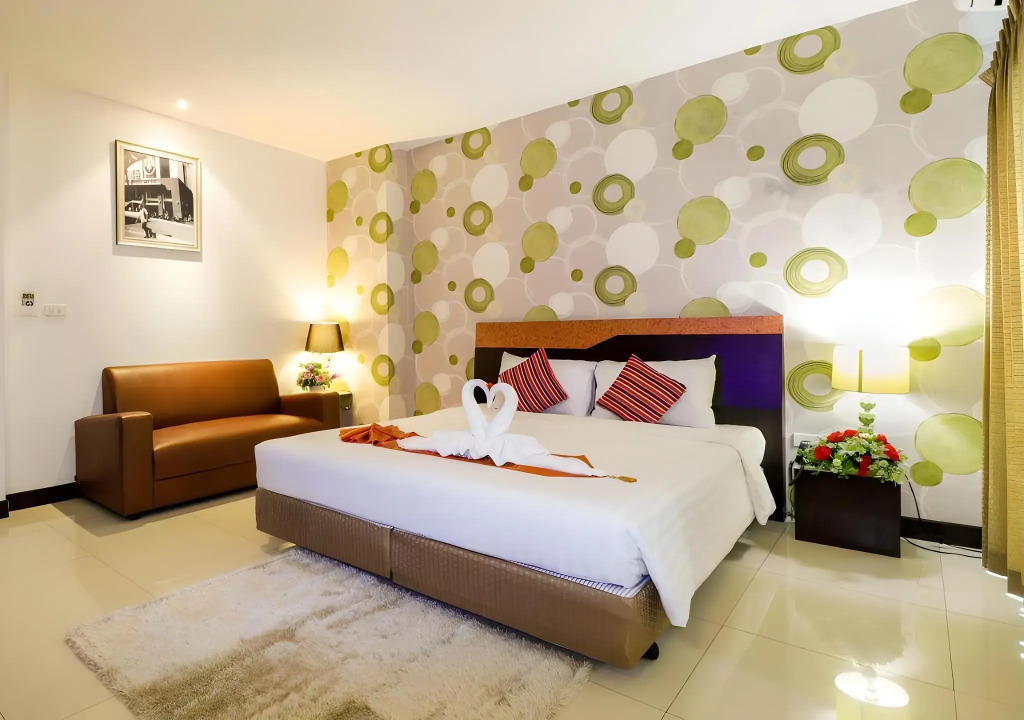 G2 Hotel Group