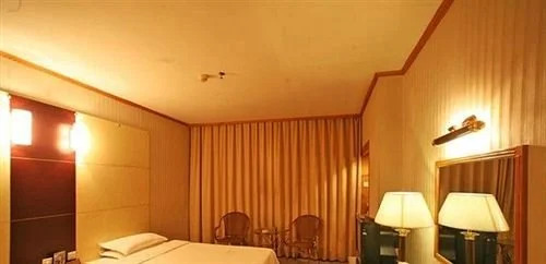 Fengyuan Hotel - Dengfeng