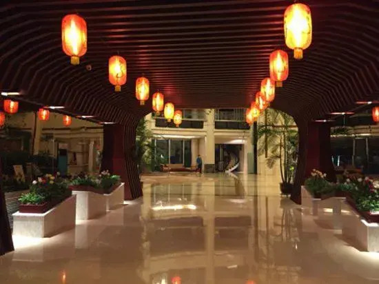 Snow Dance Mountain Resort (Yabuli Ski Resort and Tourist Area Branch)(雪舞山庄（亚布力滑雪旅游度假区店）)