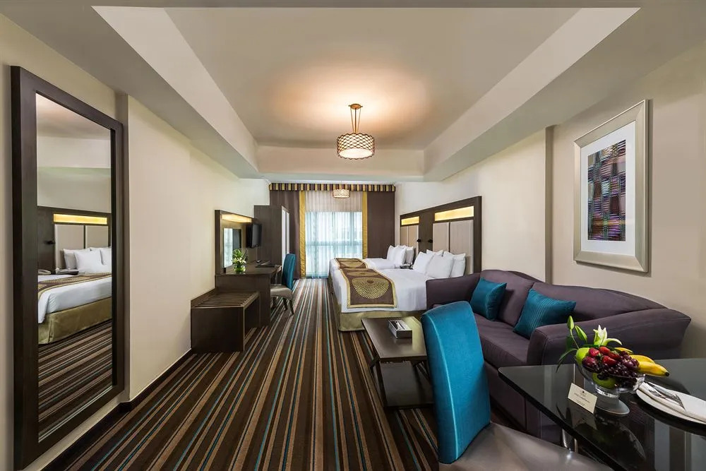 Savoy Crest Hotel Apartments
