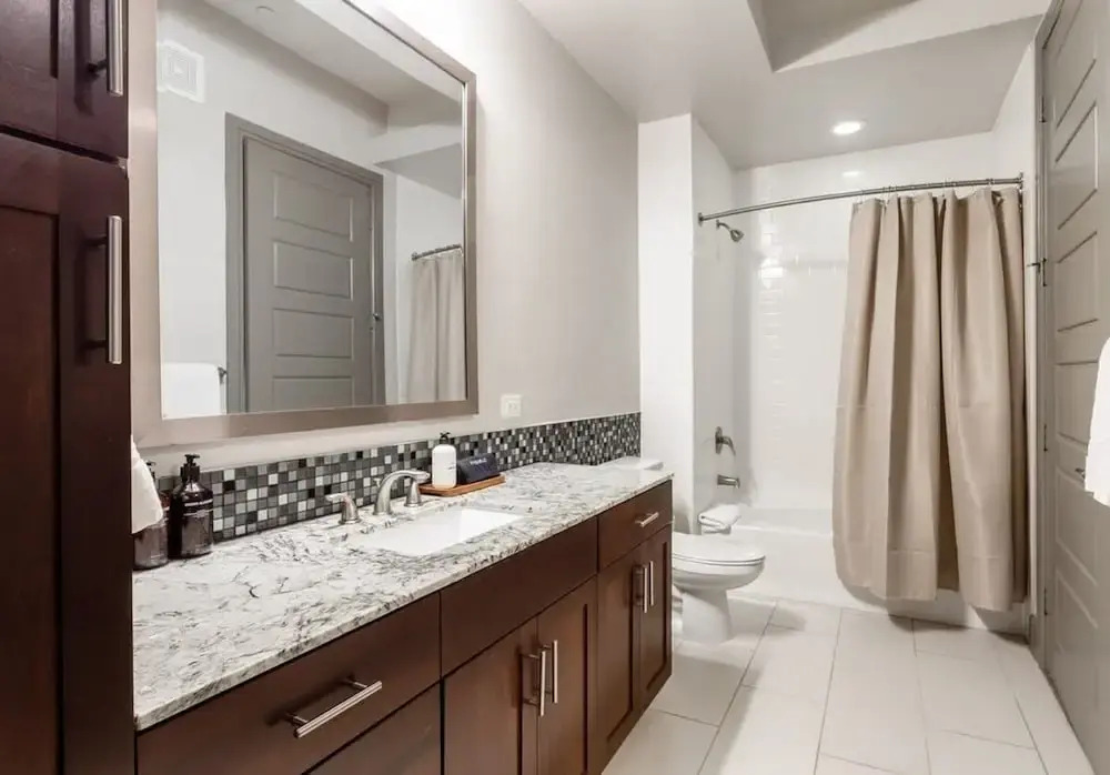 Diamond at Kenzie - Modern 2-bedroom, North Austin