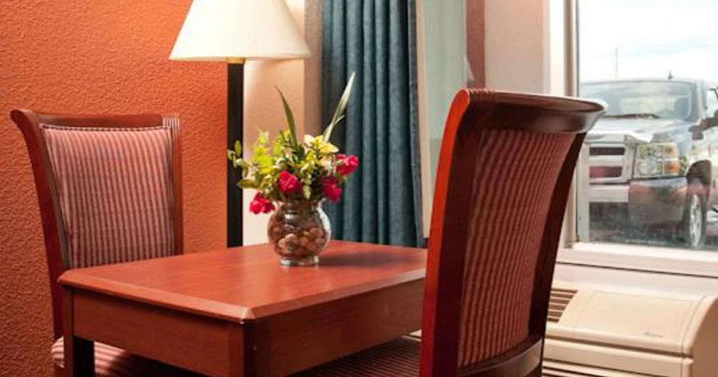Old Hickory Inn