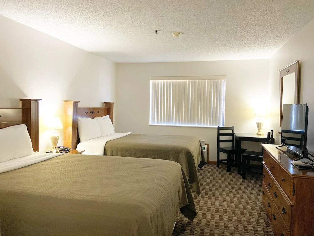 Burke Inn Motel & Suites